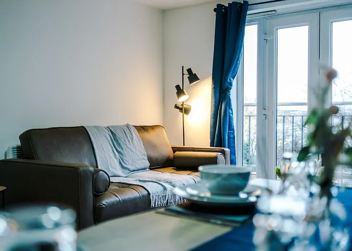 The Salford Luxe Apt - Chic & Modern 2-Bed Living - Business Or Work-Friendly Stay By Parydise Properties Appartement Manchester