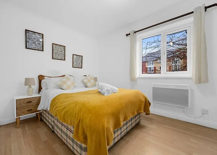 Modern 2 Bed Apartment, Salford Quays, Parking 아파트 *