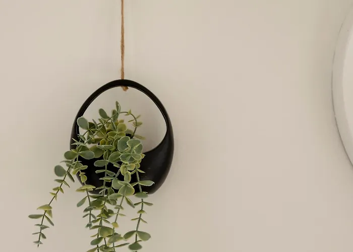 Free Parking, Large House For Contractors & Families, Sleeps 6, 15mins To Centre