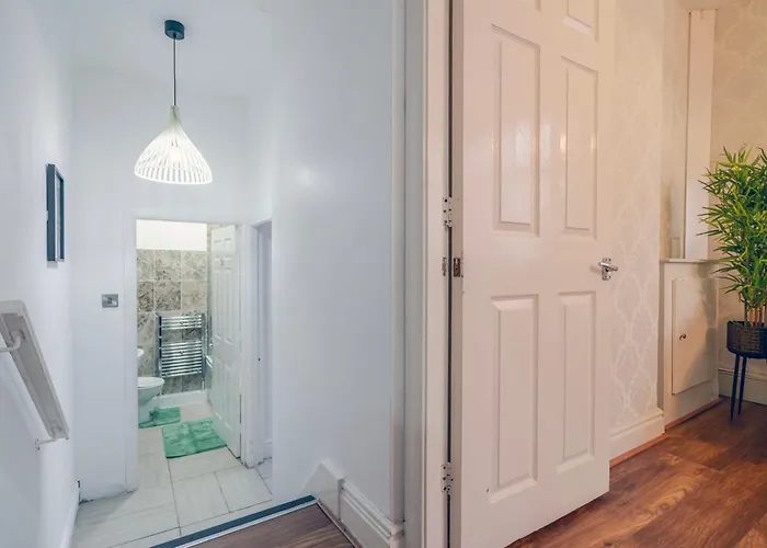 Bright&cozy Retreat Near Hotspots 2 Manchester