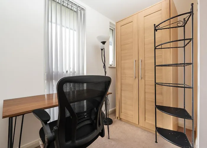 Huge 4br Escape - Etihad - Coop -free Parking 아파트 *