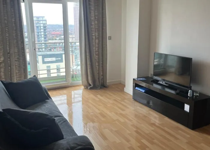 Imperial Point 아파트