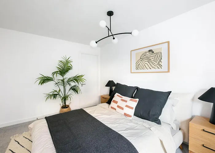 Bluebird Luxury 맨체스터