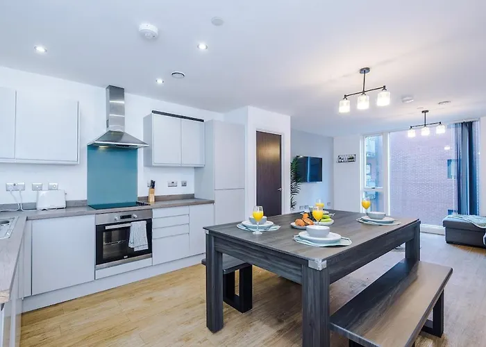 Centre, Central, Pool Table