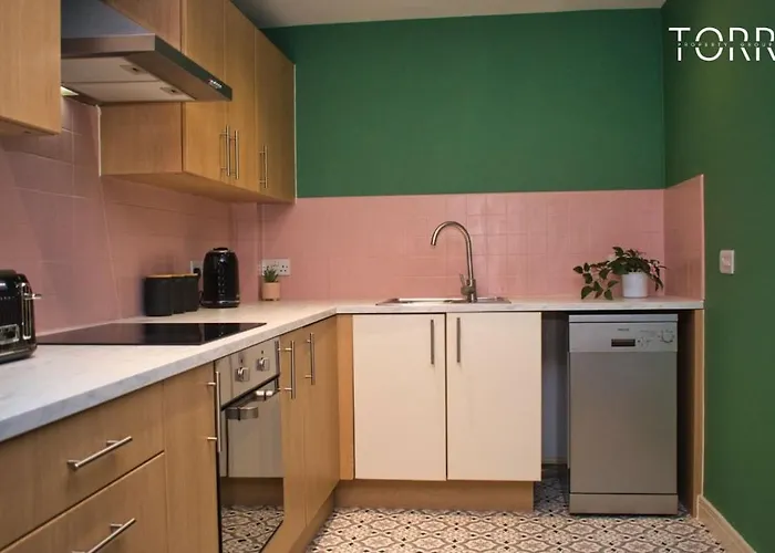 Spacious 2br By Torr Group With Free Underground Allocated Parking *