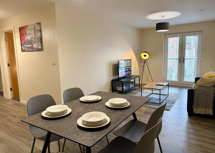 Διαμέρισμα Stylish Flat With 2 Double Beds - Pass The Keys *
