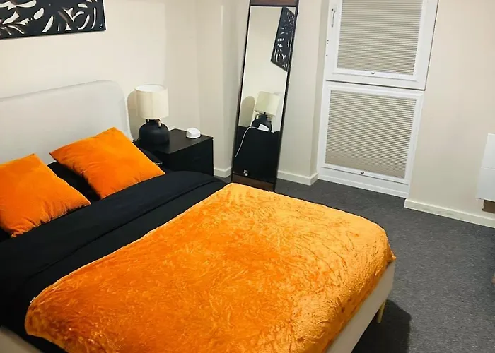 Lägenhet Executive 2 Bed With Free Parking