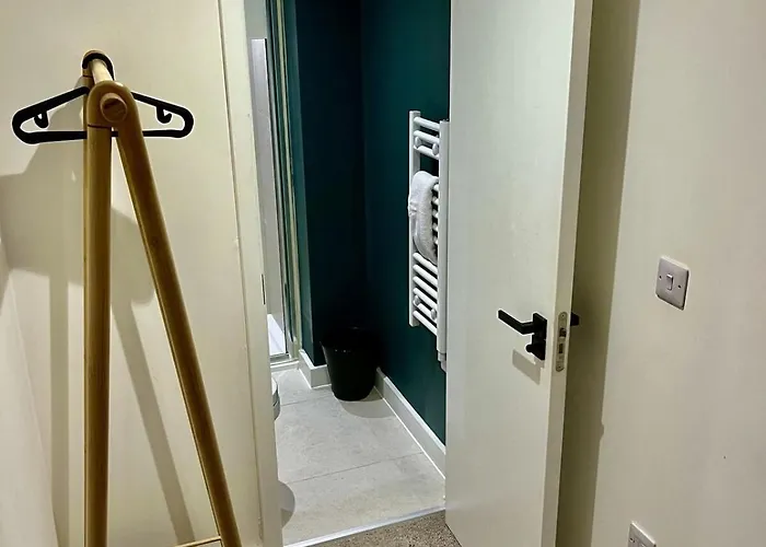 Stylish 2br 3 Baths 6 Guests 아파트