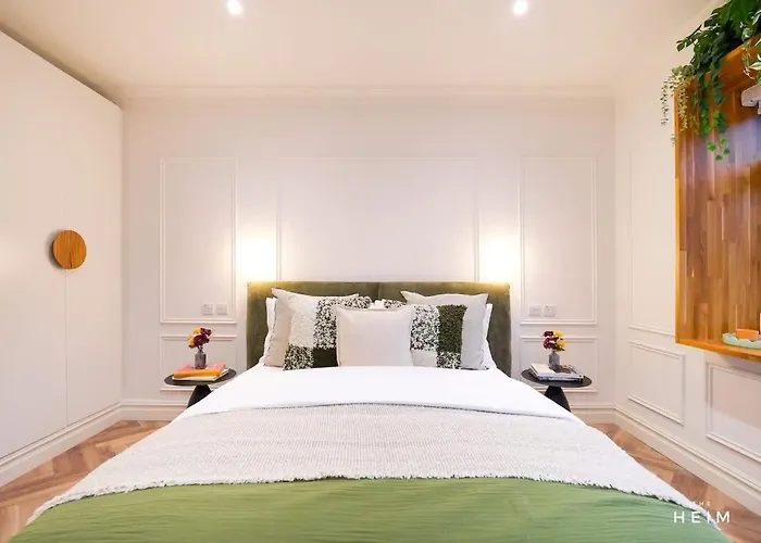 Апартаменты Ember At The Heim *