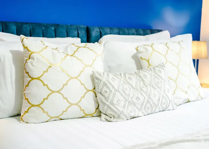 The Salford Luxe - Modern & Cosy 2 Bed Presented By Parydise - Ideal For Business Or Work