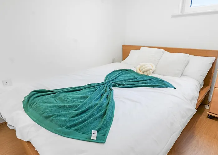 Daire Center Base Spacious With Secure Parking *