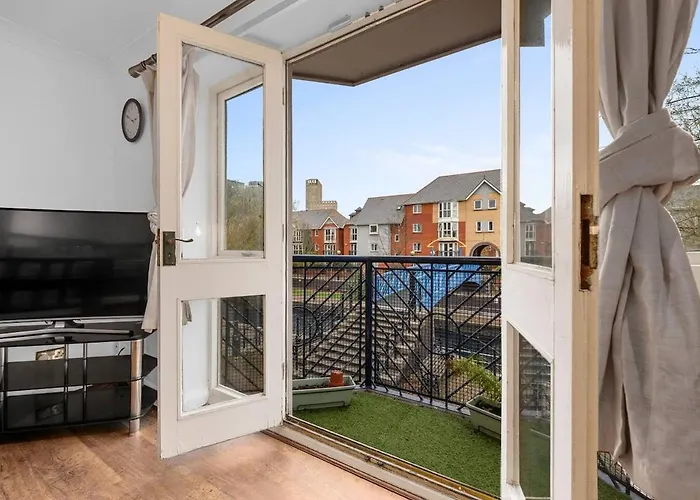 Modern 2 Bed Apartment, Salford Quays, Parking Apartman