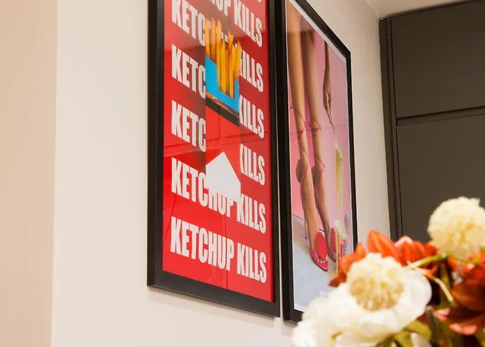 아파트 Stylish Modern Escape In The Heart Of *