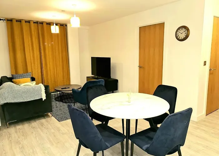 Luxury 2 Bed Apartment, Kingsize Beds, 2 Bathrooms Daire Manchester