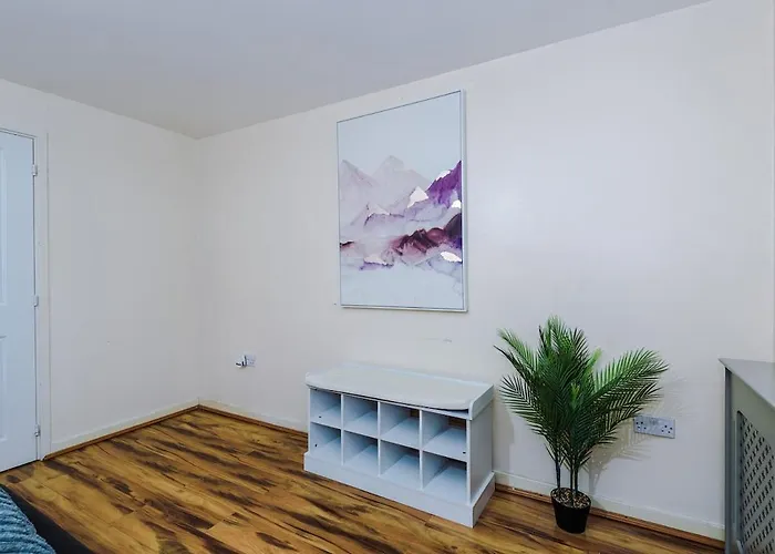 Apartment Stylish Lawnswood - Premium 3br For Business Or Work Near Etihad & Centre - Hosted By Parydise *