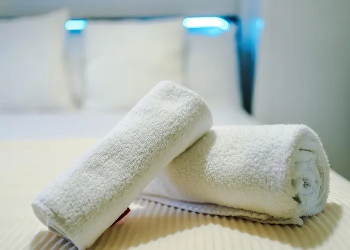 Apartment Stylish Lawnswood - Premium 3br For Business Or Work Near Etihad & Centre - Hosted By Parydise Manchester