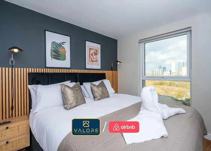 아파트 Luxury Waterfront 2br - Free Gym Access & Parking 맨체스터