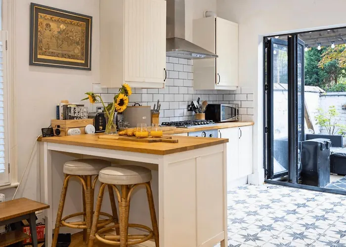 1bdr Didsbury Loft With Parking And Outdoor Space Daire