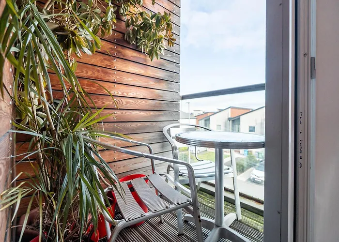 Huge 4br Escape - Etihad - Coop -free Parking 아파트 맨체스터