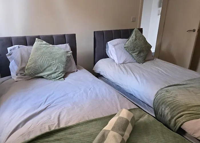 Charming 1Br Retreat With Garden & Wifi 公寓 *