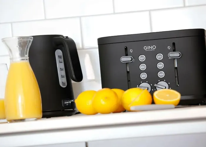 The Mount-balcony-gym-parking * 맨체스터