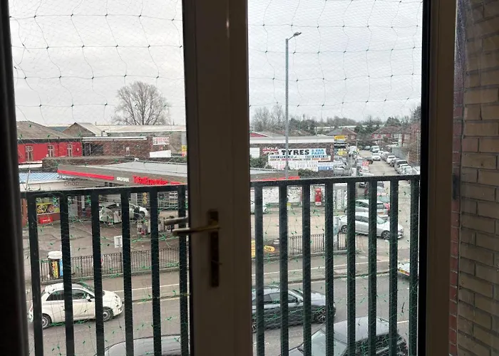 Modern 2 Bedroom In Centre With Free Wifi Apartament *