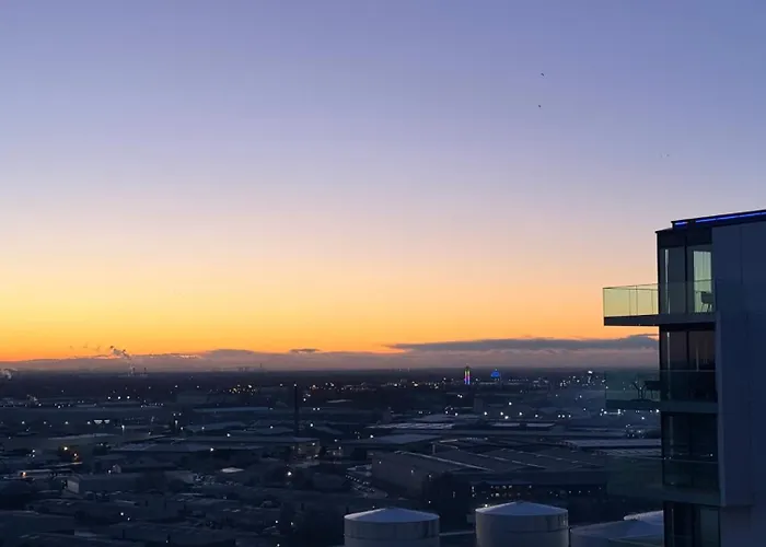 公寓 Salford Skyline At Media