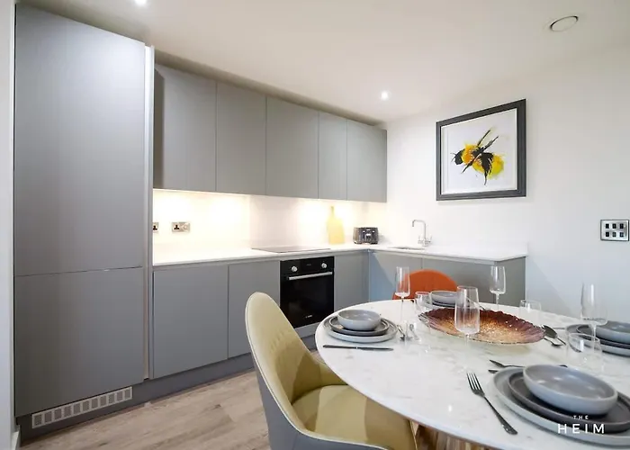 Aspect At The Heim Residences Μάντσεστερ