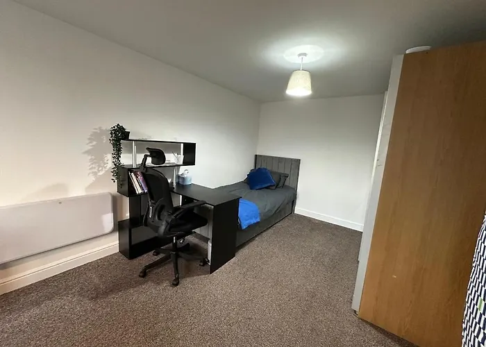 Modern Essential Flat In Chorlton Apartmán