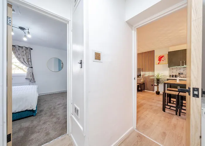 Stylish Urban Escape With Free Parking In Апартаменты Манчестер