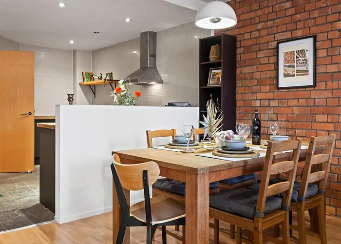 Rooftops View, Northern Quarter, Balcony *