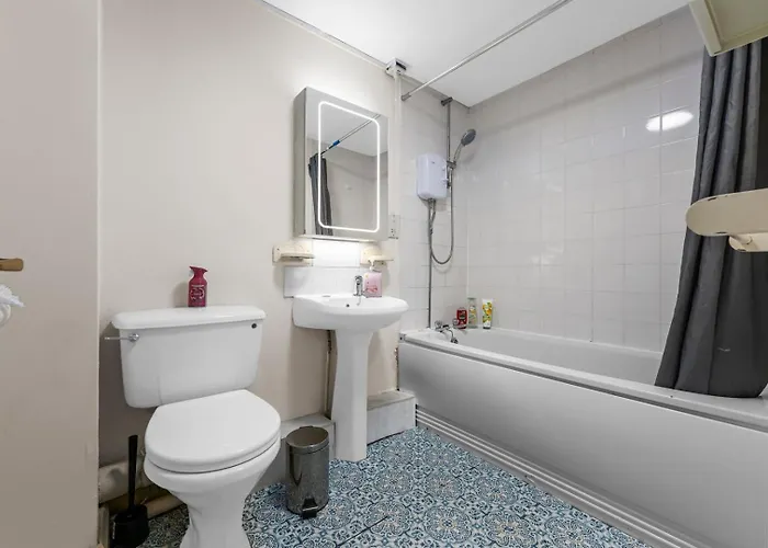 Oxford Road Haven: Modern 1-bedroom Escape