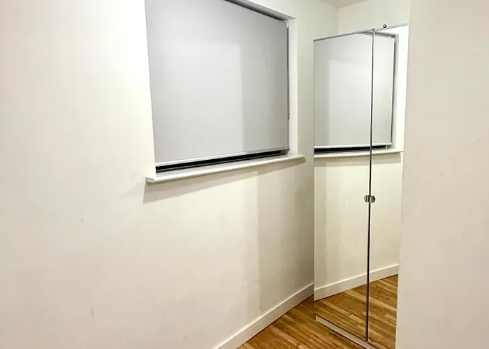 Lux High-rise Two Bed-balcony With Waterside View Apartamento *