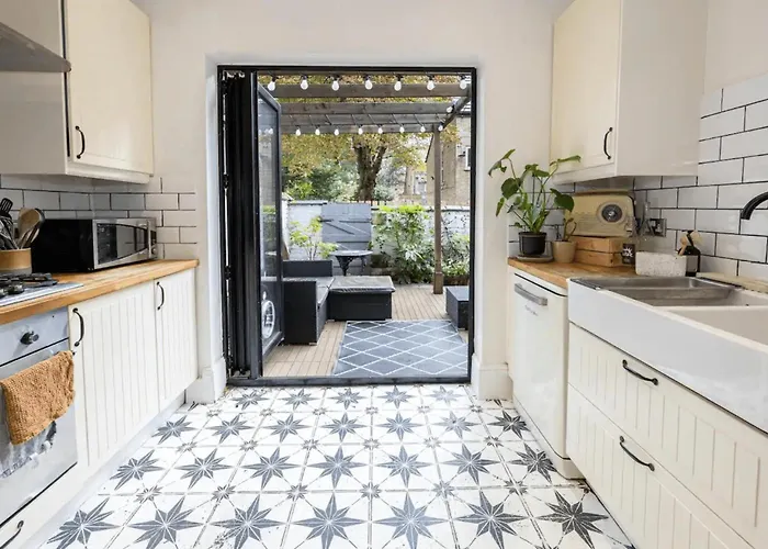 1bdr Didsbury Loft With Parking And Outdoor Space Appartamento Manchester