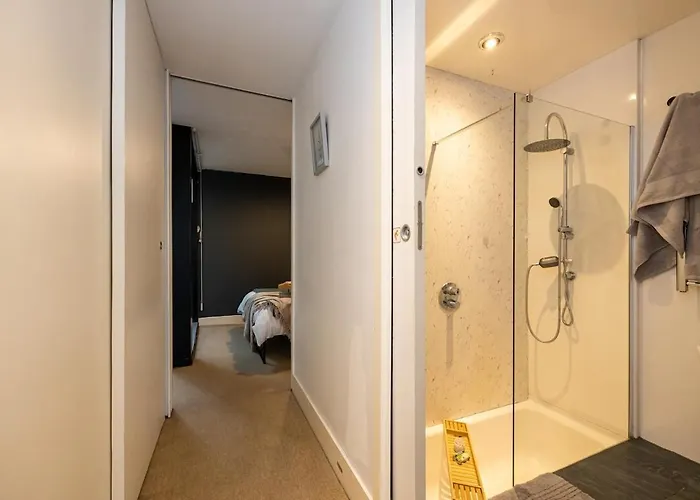 Stylish & Modern 3br - Garden, Parking & Ps5 מנצ'סטר