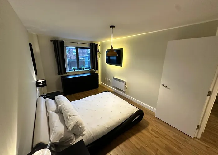 Modern Centre 1-bed Quiet & Comfortable Διαμέρισμα