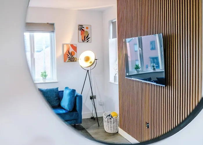 Luxury 2 Bed Close To Coop Etihad And Centre アパート *