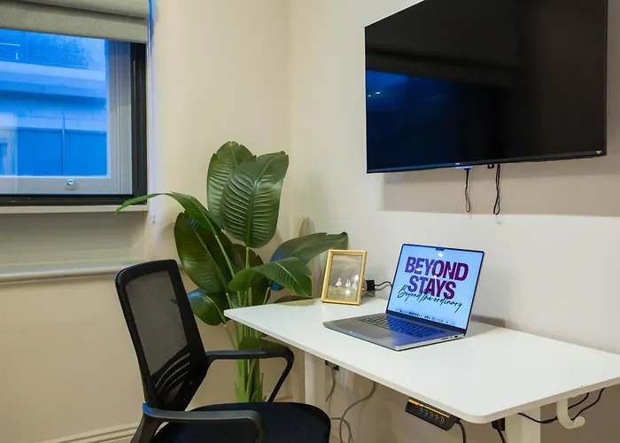 Stylish Modern Escape In The Heart Of *