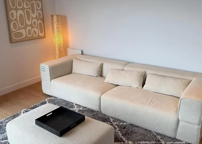 아파트 2bed - Sleeps 4 Centre Parking *