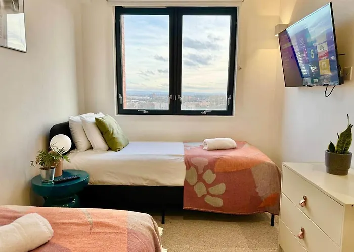 3 Bedroom Penthouse Roof Garden Parking Canal Lejlighed