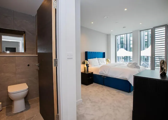 Luxury - - Pool - Terrace - Gym - Parking - *