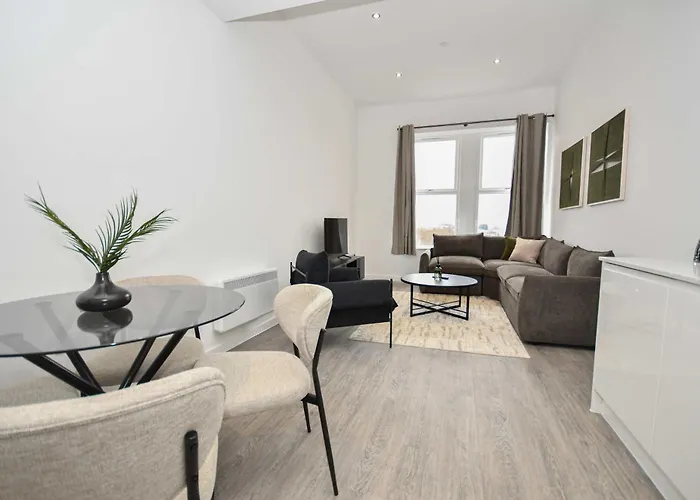 Spacious & Bright 1bed Nr Etihad Stadium *