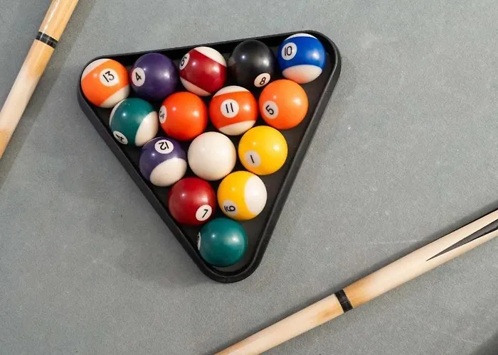 Lavish & Comfy - Contractors And Long - Close To Piccadilly & Etihad - Fast Speed Wi-fi - Sleep 7 Apartman *