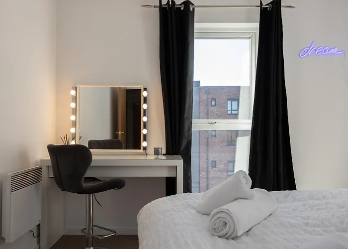 Cityside Walk To Etihad & Coop Live