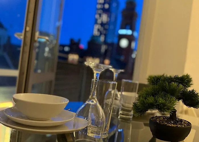 Апартаменты Oxford Rd Skyline 2br Centre Retreat *