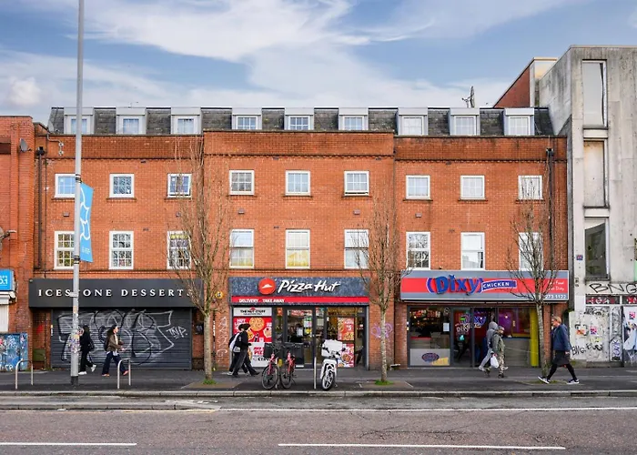 Oxford Road Haven: Stylish 1-bedroom Retreat *