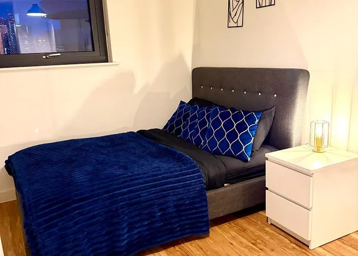 דירה Lux High-rise Two Bed-balcony With Waterside View