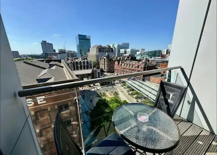 Spacious 2-bed In Centre Apartman