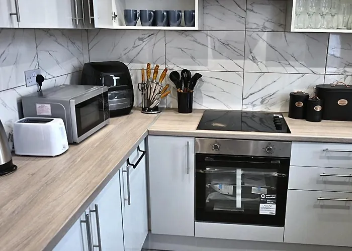 公寓 4bdr Contractor Hub - Sleeps 7 - Free On Street Parking