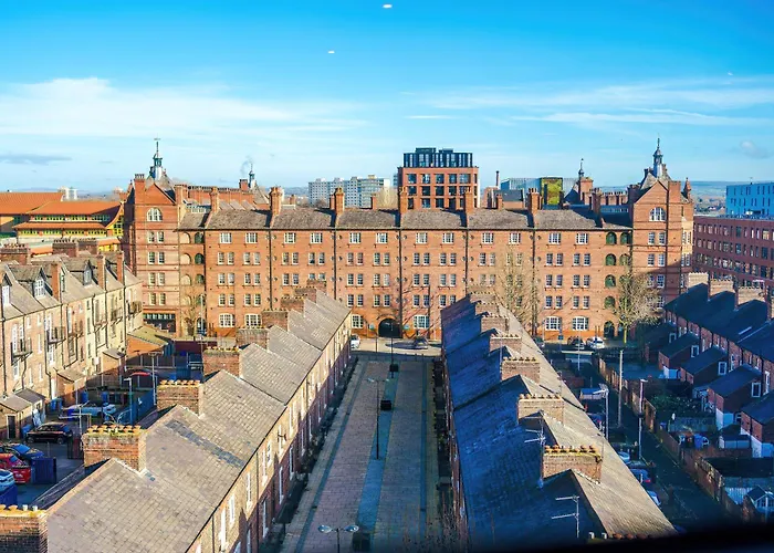 Modern 2br Flat For 4 Full Kitchen Manchester